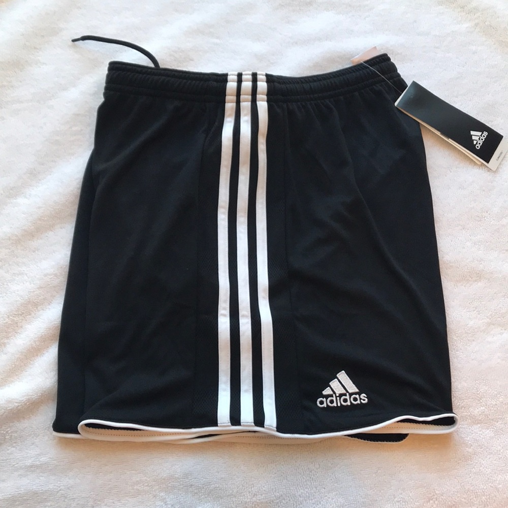🌸2 for $30🌸 Adidas Shorts - Picture 2 of 2